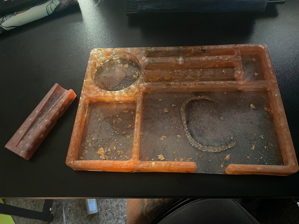 Amber resin organiser tray with compartments